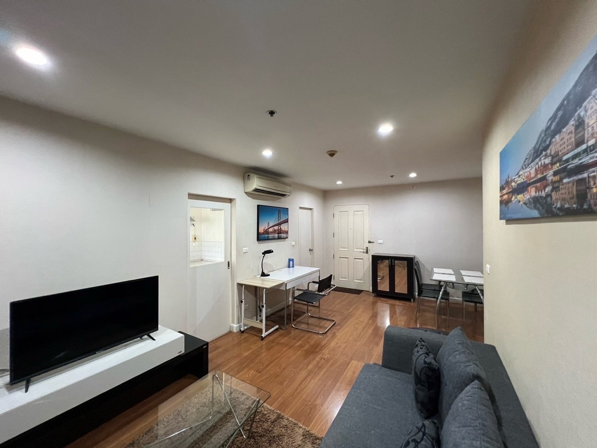 ให้เช่าคอนโดสุขุมวิท อโศก ทองหล่อ : 🚨 ลืมคอนโดไซส์แคบๆ ไปได้เลย! จ่ายแค่ 20K แต่ได้สเปซระดับ "บ้าน" ที่ Condo One X (51 ตร.ม.) 🚨