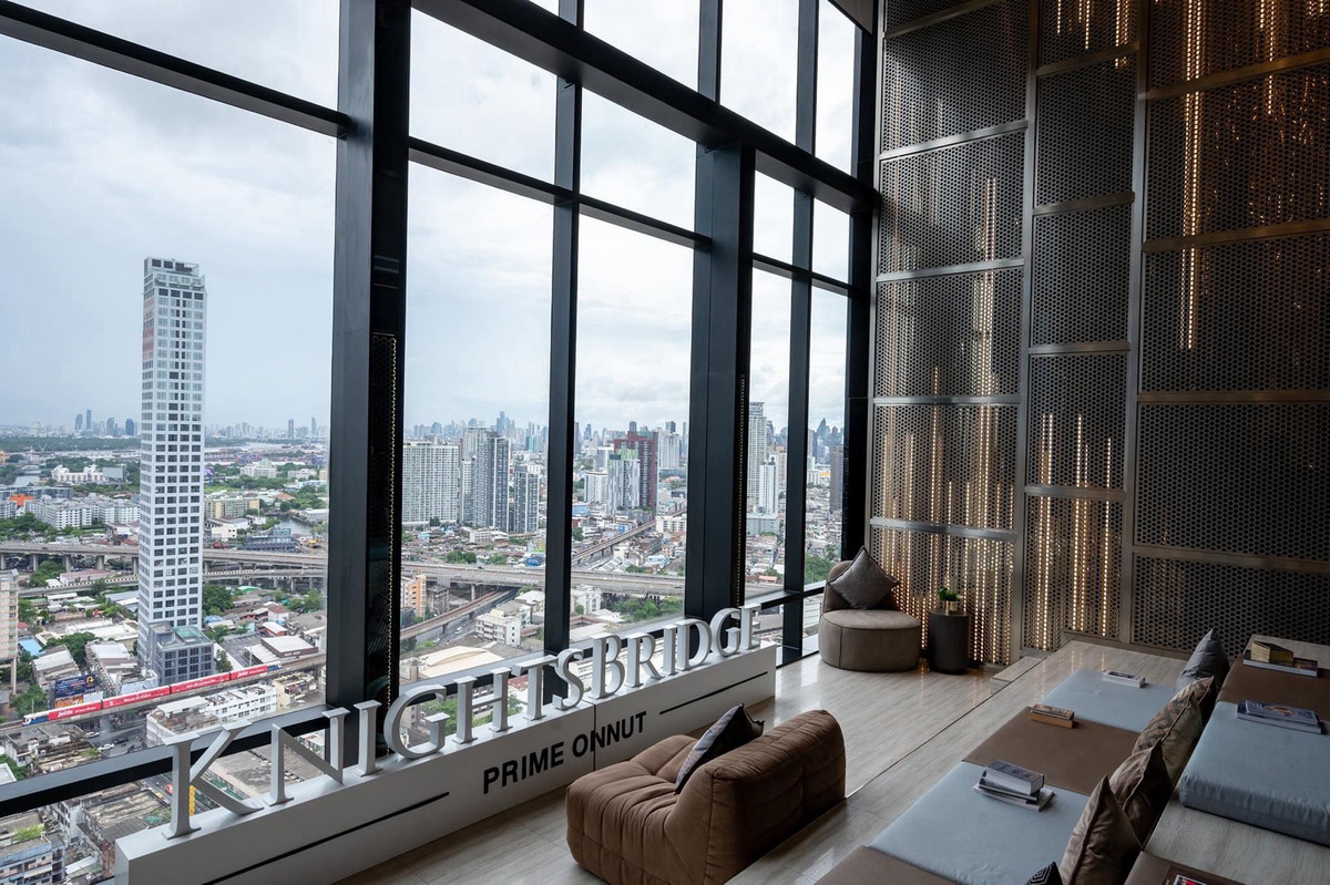 For RentCondoOnnut, Udomsuk : [For Rent] Knightsbridge Prime Onnut Condo @BTS On-Nut. Good location 16,500 baht/month. Beautiful unit. Safe from Earthquake incident.