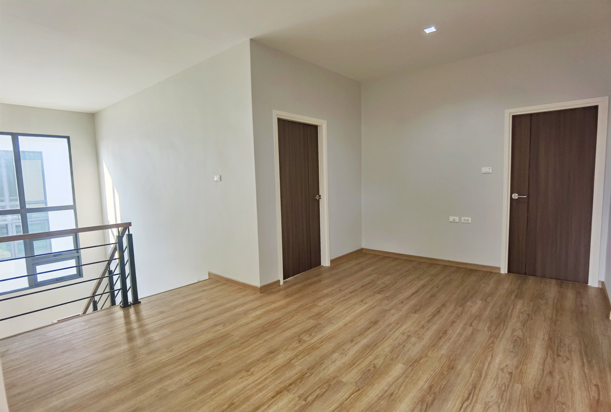 ขายบ้านนนทบุรี บางใหญ่ บางบัวทอง : [ขายขาดทุน 3 ล้าน!] บ้านเดี่ยวหลังใหญ่ ซื่อตรง พรีเมี่ยม บางบัวทอง-340 สภาพมือหนึ่ง 106 ตร.ว. ใกล้เซ็นทรัลเวสต์เกต คุ้มที่สุดในย่าน! 