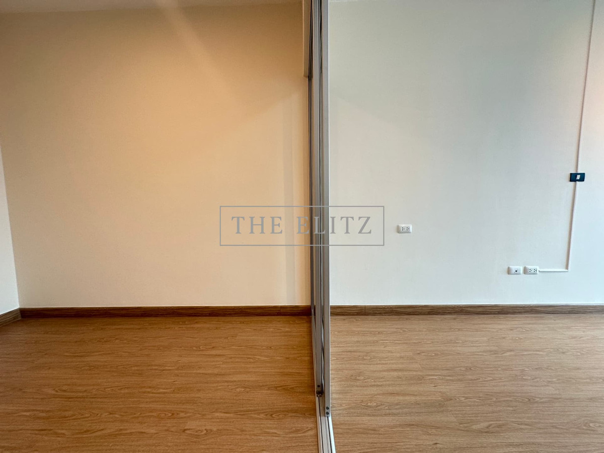 For SaleCondoRama9, Petchburi, RCA : ✨ The perfect balance of convenience and peace Supalai Park Ekkamai–Thonglor Surrounded by city lifestyle but still maintains privacy Suitable for both relaxation and living.