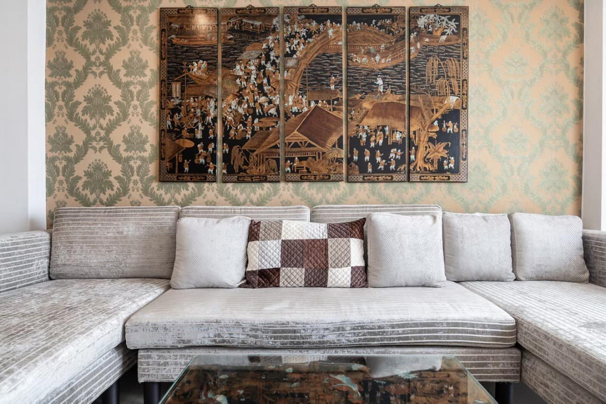 For RentCondoRatchadapisek, Huaikwang, Suttisan : For rent Baan Klang Krung Resort, prime location in Ratchada! Big room 63.5 sq m., near MRT Huai Khwang, only 17,900/month.