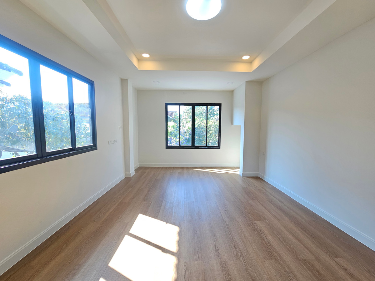 ขายบ้านพุทธมณฑล ศาลายา : ขาย!!! บ้านเดี่ยว 2 ชั้น พื้นที่ 62.3 ตร.วา @ หมู่บ้านสวนดอกไม้-ซ.บรมราชชนนี 105 เขตทวีวัฒนา, กรุงเทพฯ