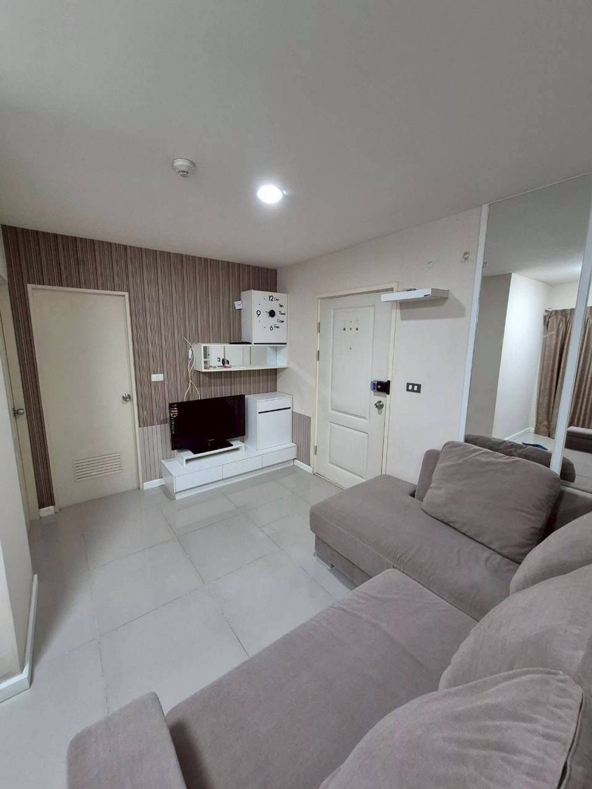 ขายคอนโดเสรีไทย-นิด้า : ✅ S-ISB114 ✅ Line : @p2nproperty