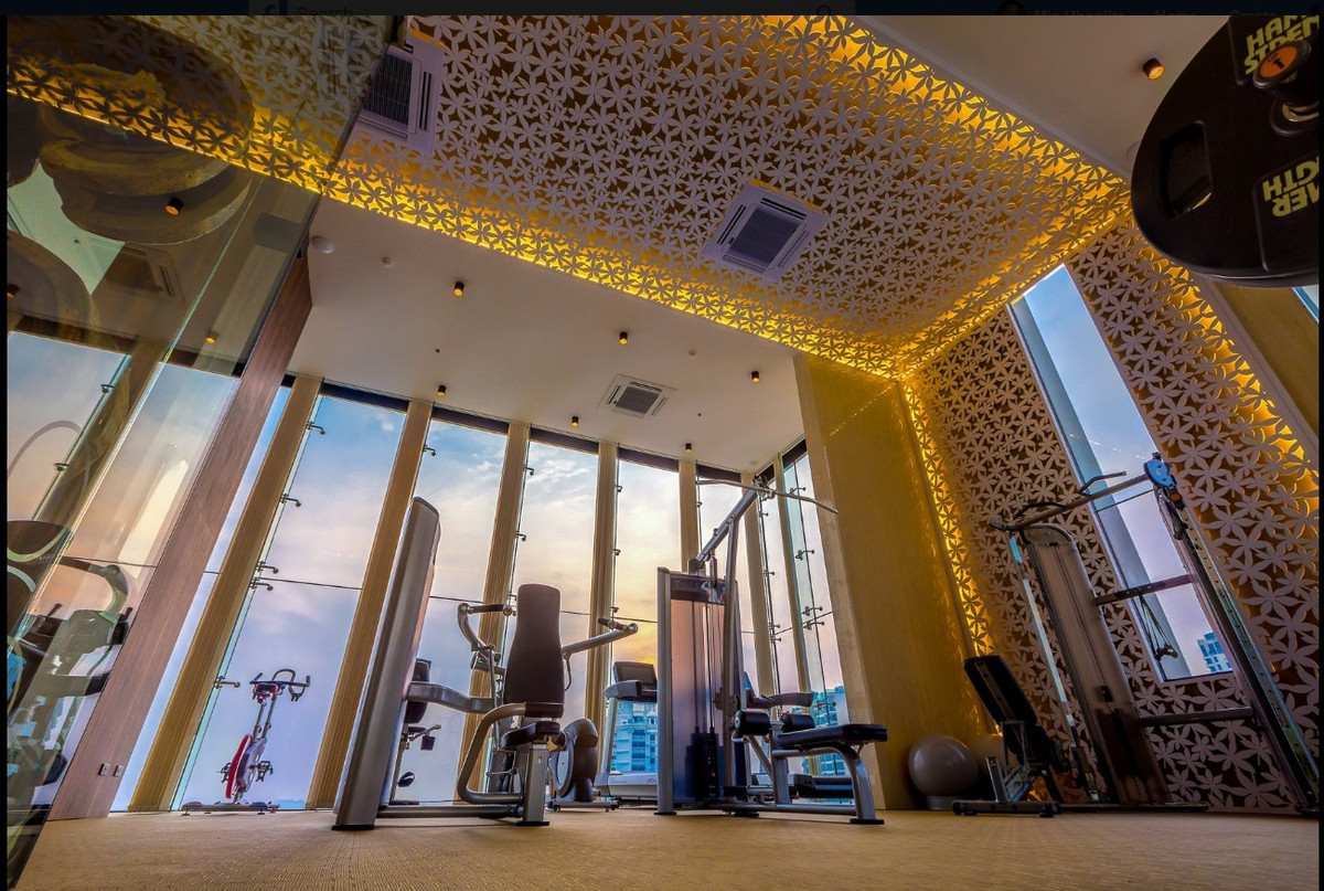 ให้เช่าคอนโดพัทยา บางแสน ชลบุรี สัตหีบ : ให้เช่าเดอะริเวียร่าวงศ์อมาตย์บีช 50,000 บาท/เดือน | 2 ห้องนอน 2 ห้องน้ำ | 70 ตรม. | วิวทะเล | 37 ชั้น