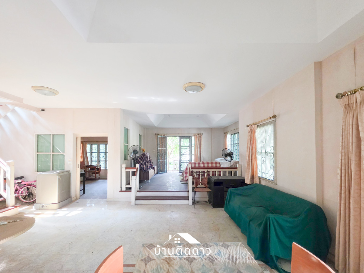 ขายบ้านราษฎร์บูรณะ สุขสวัสดิ์ : ขายตามสภาพแต่ศักยภาพล้น! บ้านเดี่ยวมัณฑนา 4 นอน 3 น้ำ พื้นที่เยอะสะใจ ใกล้สโมสรส่วนกลาง แถมทำเลยังใกล้พระราม3 เพียง 15 นาที