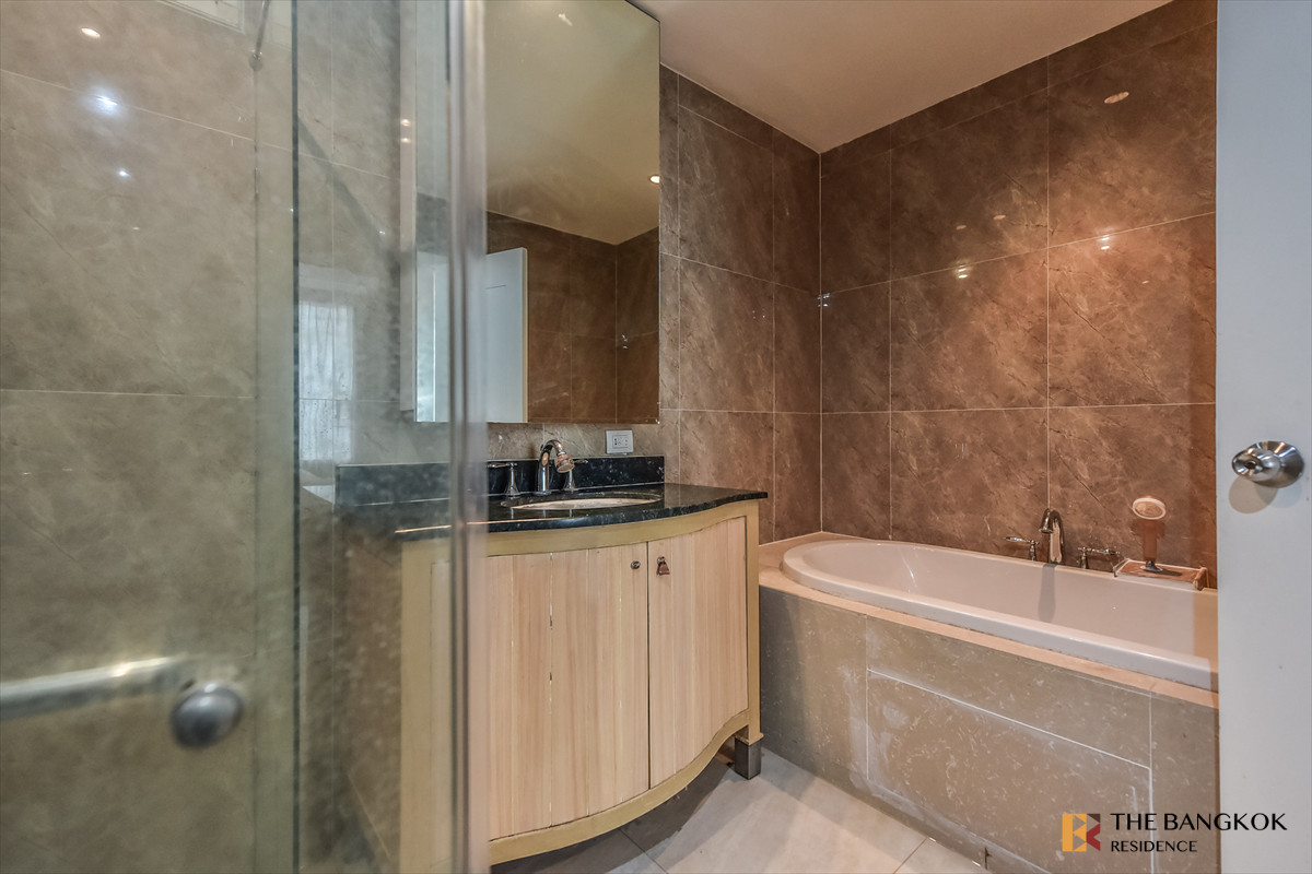 ขายคอนโดสาทร นราธิวาส : 🔥𝑭𝒐𝒓 𝑺𝒆𝒍𝒍 🔥𝑻𝒉𝒆 𝑬𝒎𝒑𝒊𝒓𝒆 𝑷𝒍𝒂𝒄𝒆🔥7.99𝑴𝑩🔥AG Pearl🫧💎