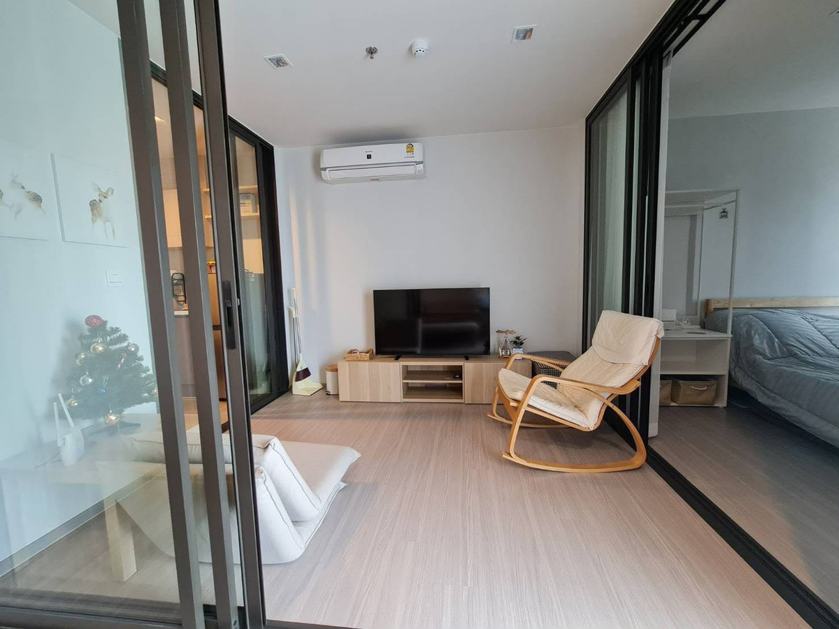 ให้เช่าคอนโดท่าพระ ตลาดพลู วุฒากาศ : ⭐️ Life Sathorn Sierra ⭐️ 1 Bedroom plus ห้องสวยตกแต่งอย่างดี มีเฟอร์นิเจอร์พร้อมอยู่