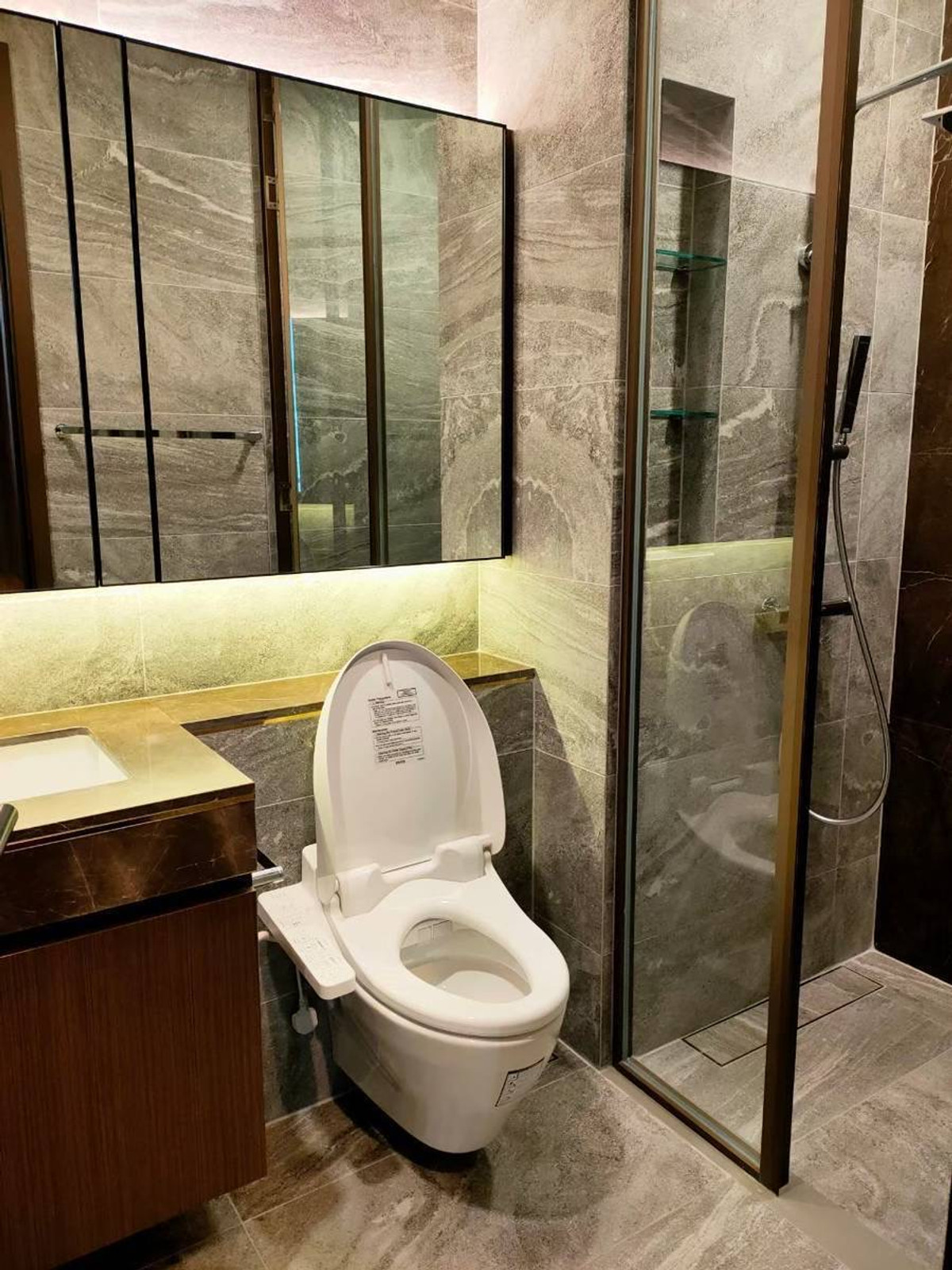 CondoSukhumvit, Asoke, Thonglor : 🏠✨ The Esse Sukhumvit 36 ​​| Sale/Rent 1 bedroom condo (HBH-HL-127)