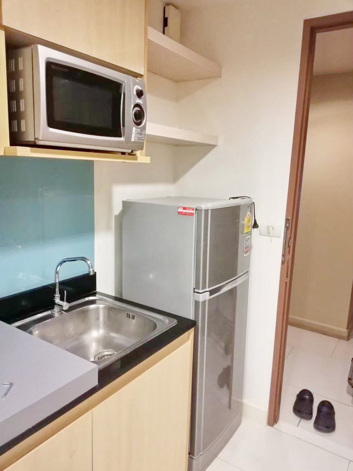 ให้เช่าคอนโดวงเวียนใหญ่ เจริญนคร : ให้เช่าห้องใหม่  ไอดีโอ บลูโคฟ สาทร  ติด BTS วงเวียนใหญ่ 100 เมตร รวมเฟอร์นิเจอร์ครบชุด 