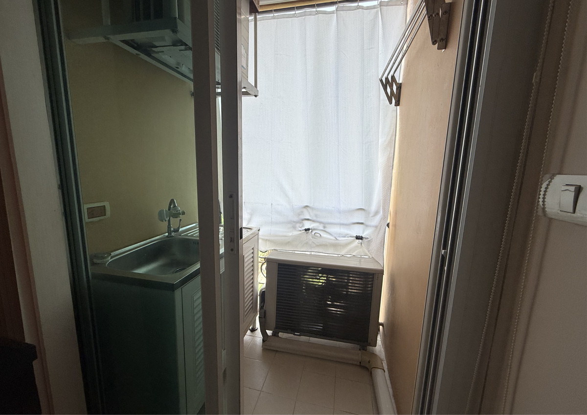 ขายคอนโดโชคชัย4 ลาดพร้าว71 : ขายคอนโด The Raffles Condo ลาดพร้าว 42/1 (34.76 ตร.ม.) ใกล้ MRTภาวนา เเค่ 100 เมตร