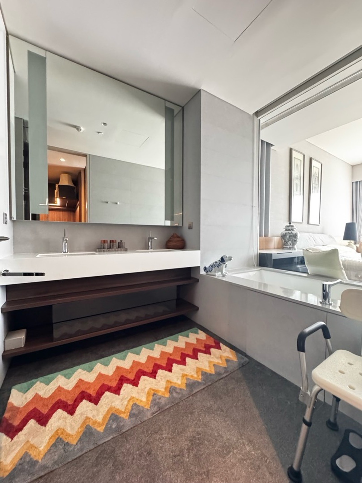 ให้เช่าคอนโดสุขุมวิท อโศก ทองหล่อ : 🏙 𝑭𝒐𝒓 𝒓𝒆𝒏𝒕 3 bedrooms @ 𝑻𝒆𝒍𝒂 𝑻𝒉𝒐𝒏𝒈𝒍𝒐𝒓 | 𝑼𝒍𝒕𝒓𝒂 𝒍𝒖𝒙𝒖𝒓𝒚 𝒊𝒏 𝒕𝒉𝒆 𝒎𝒊𝒅𝒅𝒍𝒆 𝒉𝒆𝒂𝒓𝒕 𝒐𝒇 𝑻𝒉𝒐𝒏𝒈𝒍𝒐𝒓 