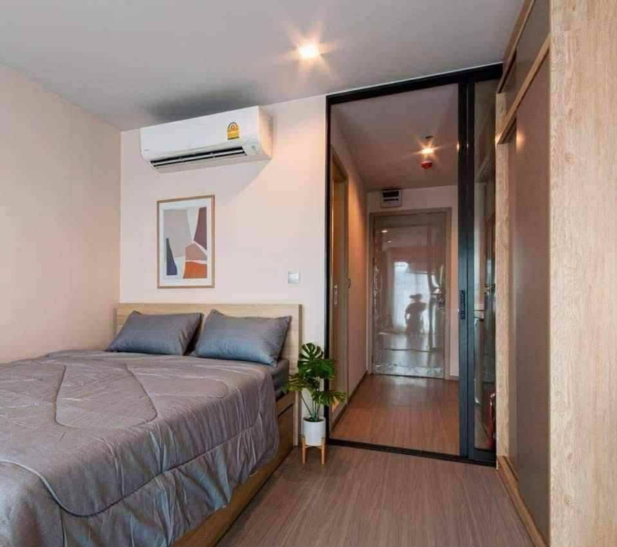 For RentCondoLadprao, Central Ladprao : 📍 For rent/sale Life Ladprao | next to BTS Ladprao Intersection 0 m., 16th floor, Central view.