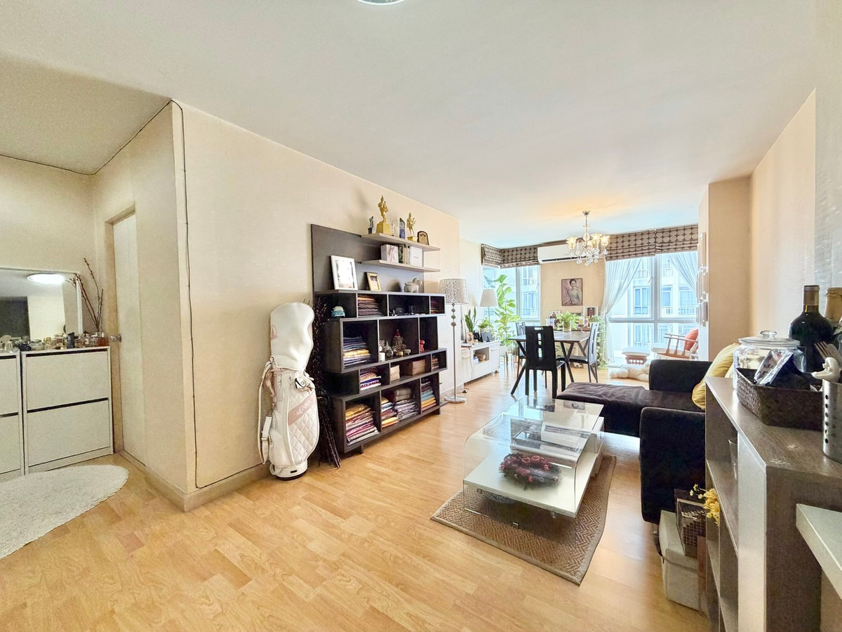 ขายคอนโดแจ้งวัฒนะ เมืองทอง : ขายคอนโด The Star condominium ห้องใหญ่ 56 ตรม วิวสระ ชั้น 7  ติดทางด่วน ศรีรัช ใกล้ The Mall งามวงศ์วาน