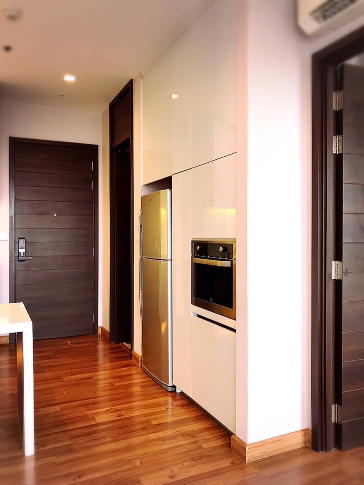 ให้เช่าคอนโดรัชดา ห้วยขวาง : !! ห้องสวย ให้เช่าคอนโด Ivy Ampio ใกล้ MRT ศูนย์วัฒนธรรม