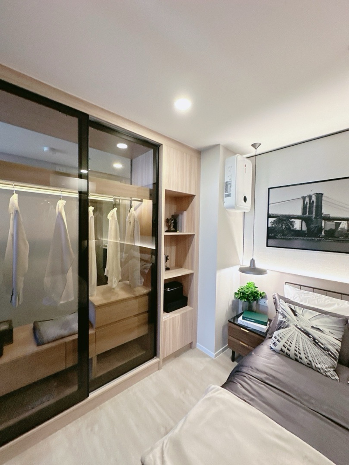 ขายคอนโดพระราม 9 เพชรบุรีตัดใหม่ RCA : 𝐋𝐀𝐍𝐃𝐌𝐀𝐑𝐊 𝐑𝐀𝐌𝐀𝟗 ผ่อนสบายๆ 𝟗,𝟗𝟎𝟎/เดือน 𝐅𝐫𝐞𝐞 เงินดาวน์ ทุกค่าใช่จ่าย ห้องหลุดด มือ1 