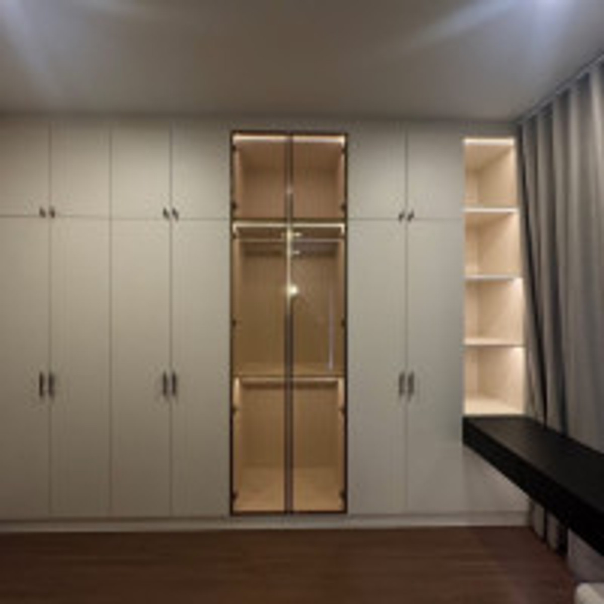 ให้เช่าบ้านบางนา แบริ่ง ลาซาล : ขายบ้านหรู THE CITY บางนา กม.7 หลังใหญ่ 326 ตร.ม. 4 นอน 5 น้ำ ทิศเหนือไม่ร้อน เฟอร์ฯ+เครื่องใช้ไฟฟ้าครบ ทำเลดีที่สุดหลัง Mega Bangna สังคมคุณภาพระดับพรีเมียม  .