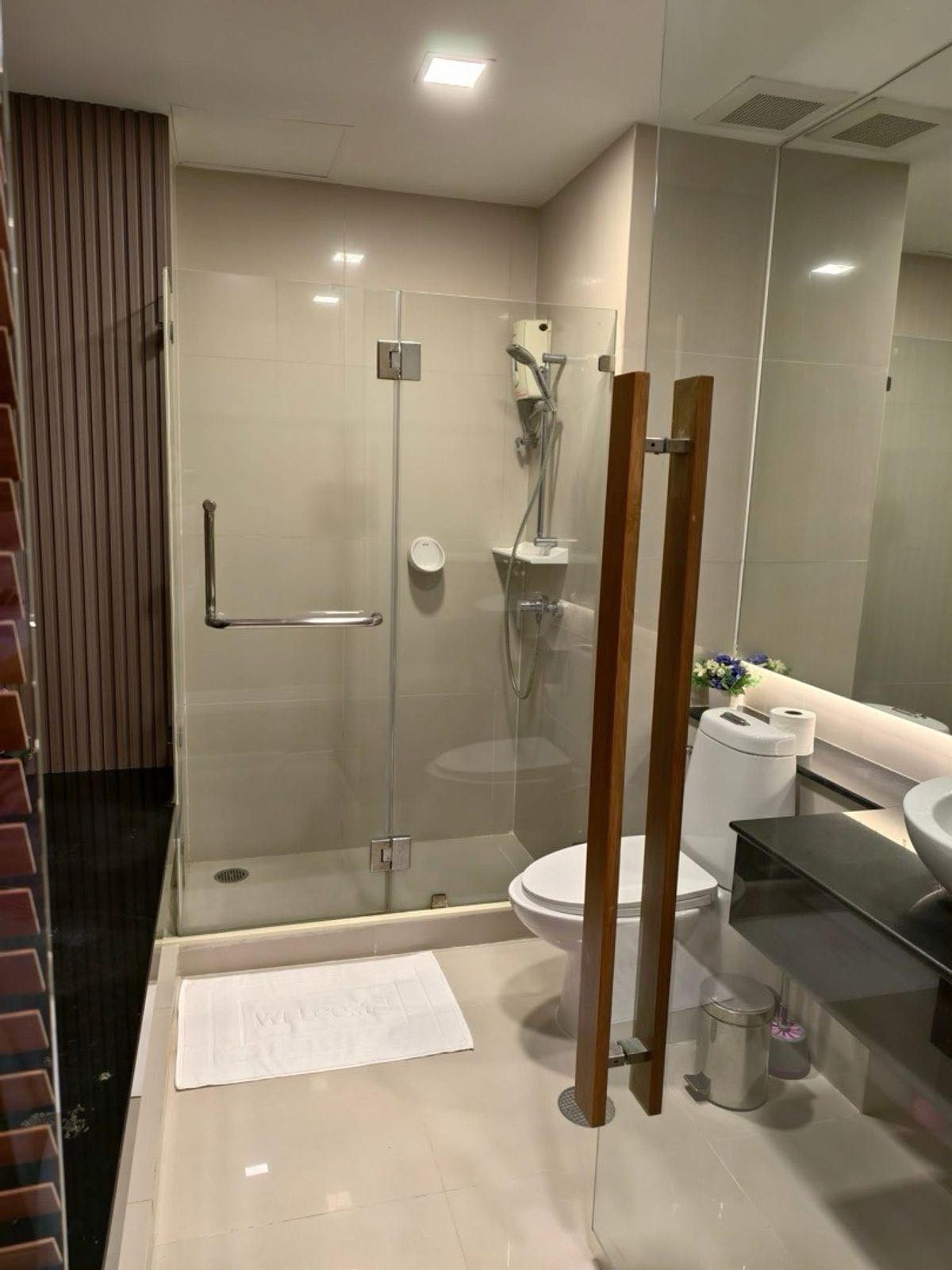 ให้เช่าคอนโดสุขุมวิท อโศก ทองหล่อ : ให้เช่า Nusasiri Grand อยู่สบาย ใกล้ BTS พร้อม Lifestyle ครบ นัดชมโทรเลย 063-6165390