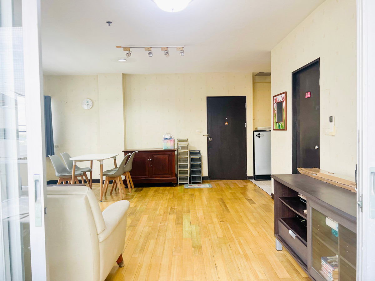 ให้เช่าคอนโดบางซื่อ วงศ์สว่าง เตาปูน : คอนโดพร้อมอยู่ บ้านประชานิเวศน์ 1 (อาคาร 2) ห้องใหญ่ ราคาโดนใจผู้เช่า