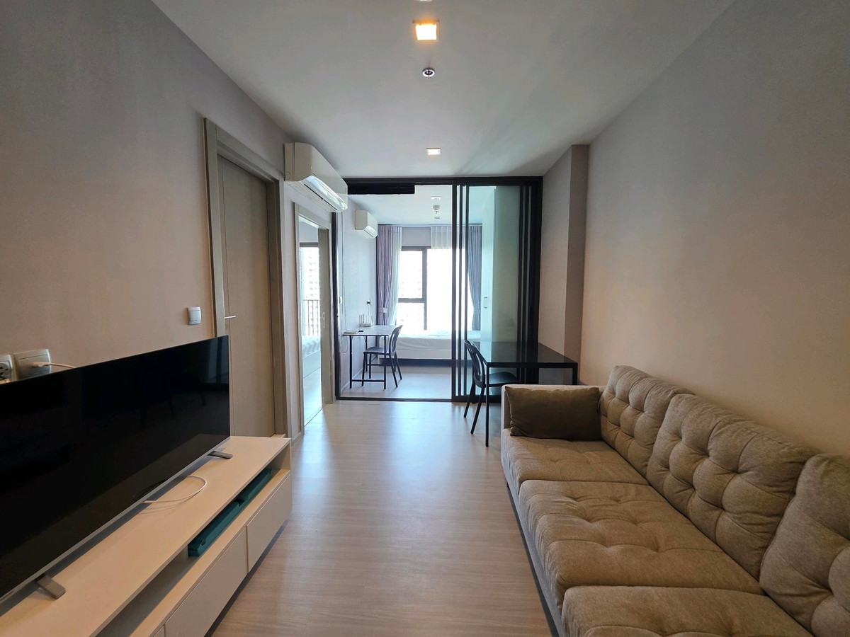 ให้เช่าคอนโดพระราม 9 เพชรบุรีตัดใหม่ RCA : ✨️2Bed1Bath✨️40sq.m.✨️Life Asoke-Rama 9