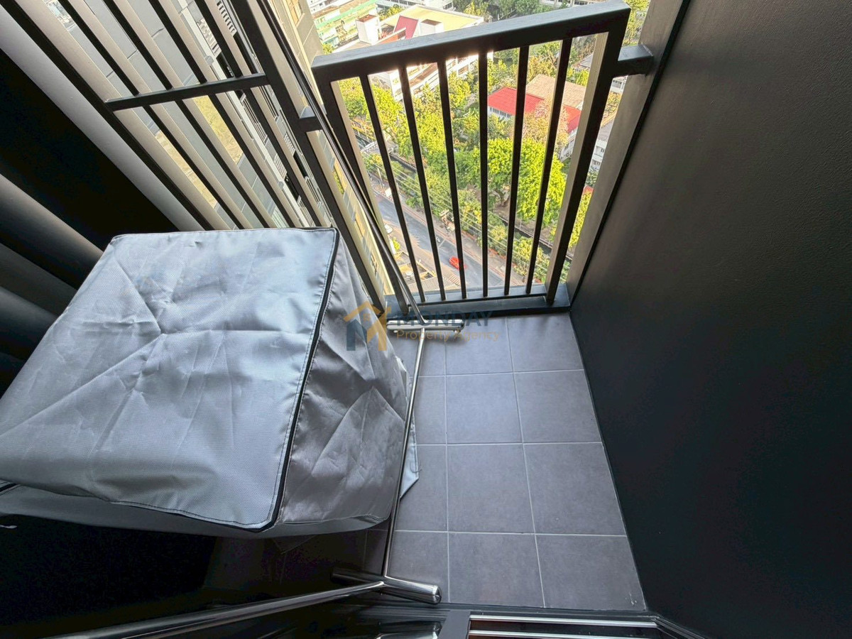 For RentCondoWongwianyai, Charoennakor : 🔥 Available Now! Ready to Move In! Washing Machine Included. Flo by Sansiri. Book Before It's Gone! 🔥 MD-26028858