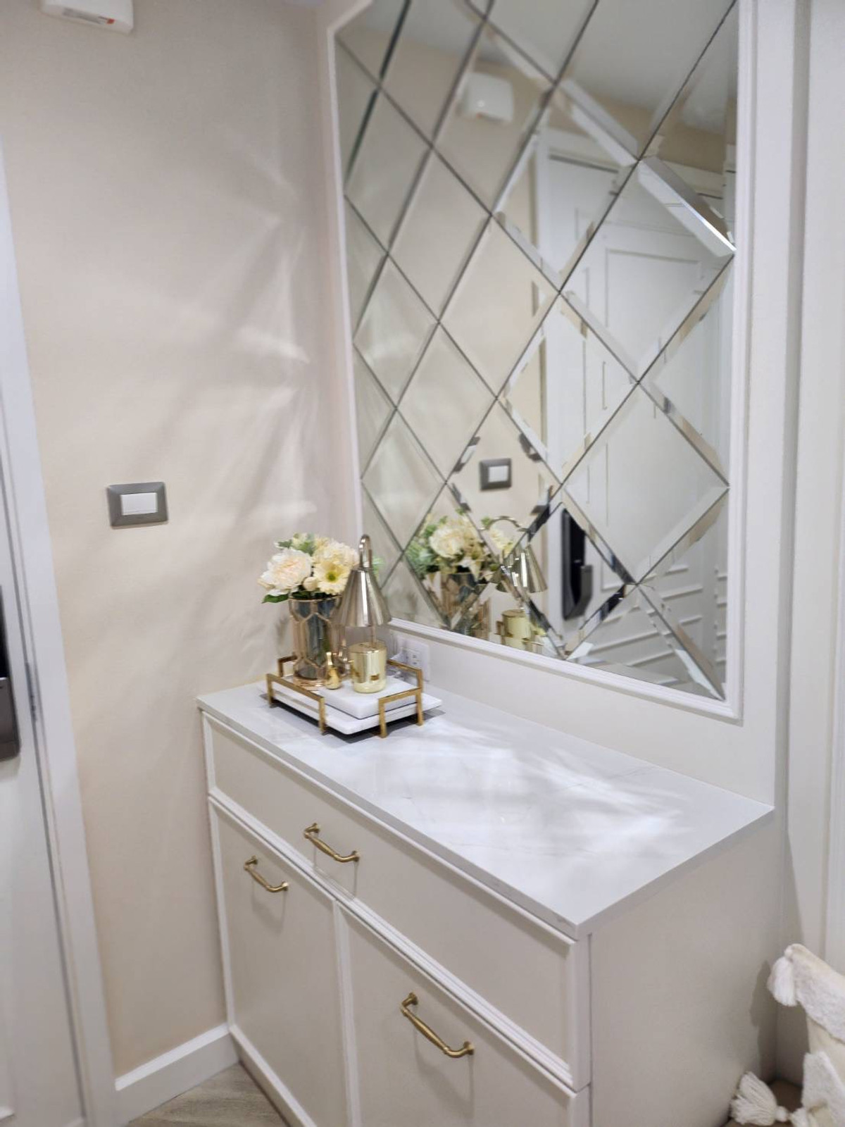 For SaleCondoRama3 (Riverside),Satupadit : Condo for sale Supalai Riva Grande Rama 3, high floor, beautiful view, 2 bedrooms, 75 sq m., ready to move in, 28th floor, fully furnished, good location.