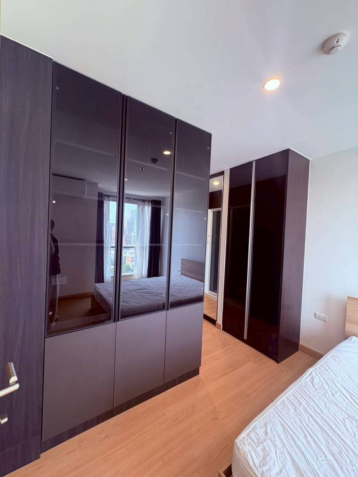 For RentCondoSapankwai,Jatujak : 💥 FOR RENT : Rhythm Phahol-Ari Condo 💥