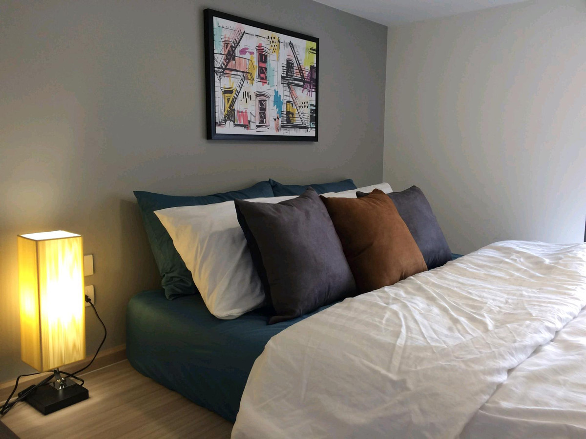 ให้เช่าคอนโดพระราม 9 เพชรบุรีตัดใหม่ RCA : ให้เช่า Chewathai Residence Asoke ราคา 25,000 บาท [MPr260402]