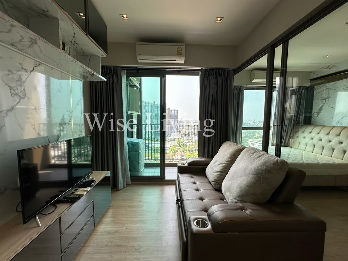 For SaleCondoThaphra, Talat Phlu, Wutthakat : Urgent sale, 32.86 sq m, 3.59 million, Whizdom Tha Phra, excellent location, next to Talat Phlu BTS.