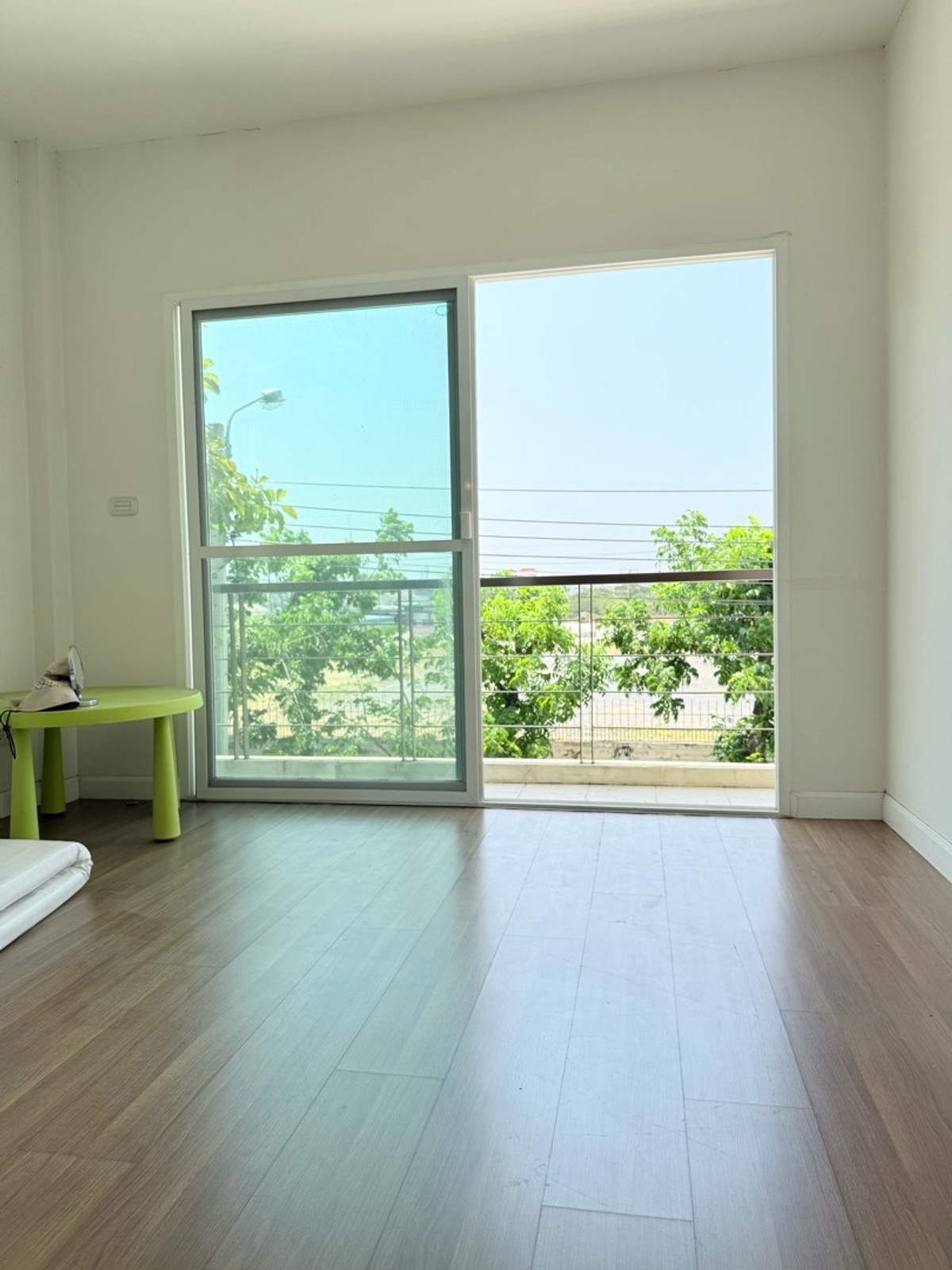 For SaleHouseRathburana, Suksawat : Complete functions, all in one house, large house up to 83 sq m. Saransiri Pracha Uthit - Suksawat Location next to the main road