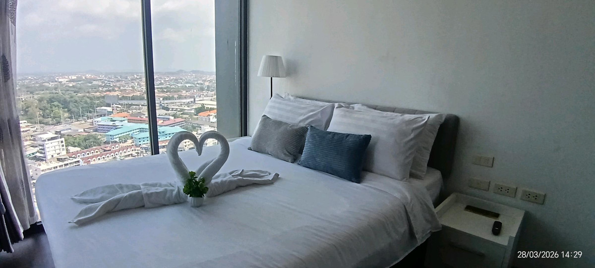 ให้เช่าคอนโดพัทยา บางแสน ชลบุรี สัตหีบ : Posh Pattaya​ ห้องมุม วิวทะเล+city