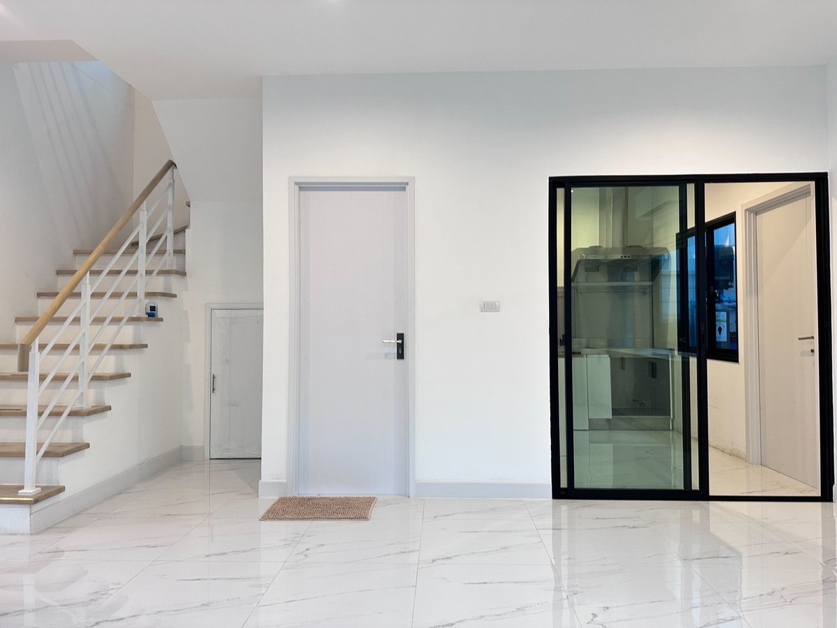 For SaleHouseBangna, Bearing, Lasalle : House for sale Como Bianca II Bangna price 6,990,000 baht [NCh260301]