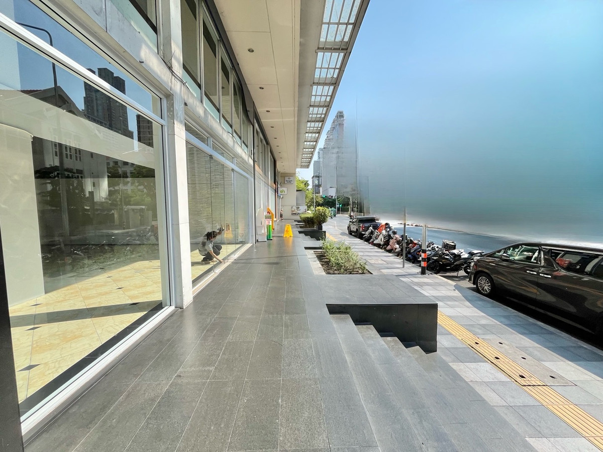 ให้เช่าโชว์รูมวิทยุ ชิดลม หลังสวน : ให้เช่า โชว์รูม 311 ตร.ม. ชิดลม BTS เพลินจิต หลังสวน วิทยุ ราชดำริ สวนลุมพินี