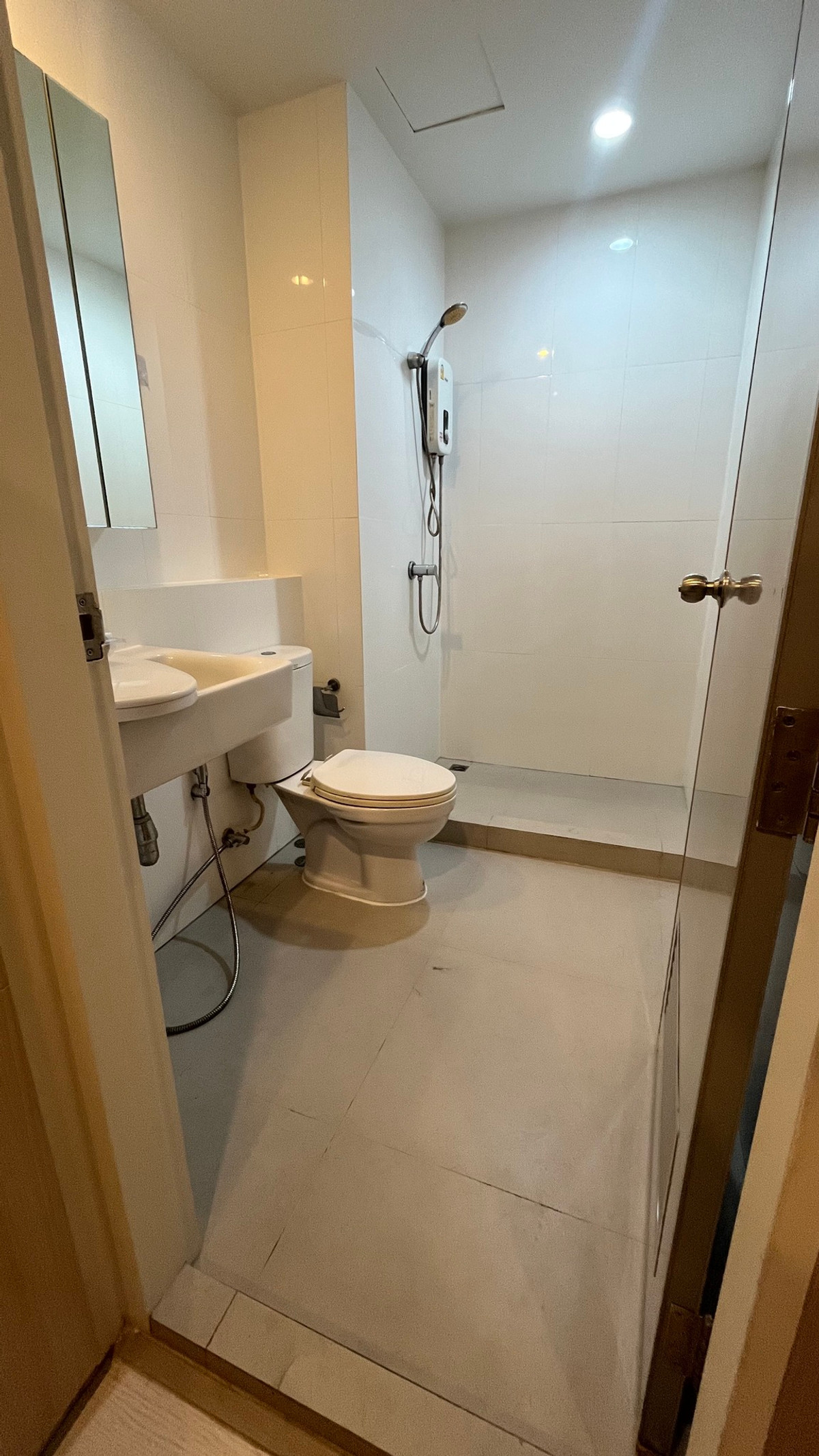 For RentCondoBang kae, Phetkasem : ⭐️Prodigy MRT Bangkhae ⭐️ 1 BED 1 BATH Furniture and electrical appliances are ready.