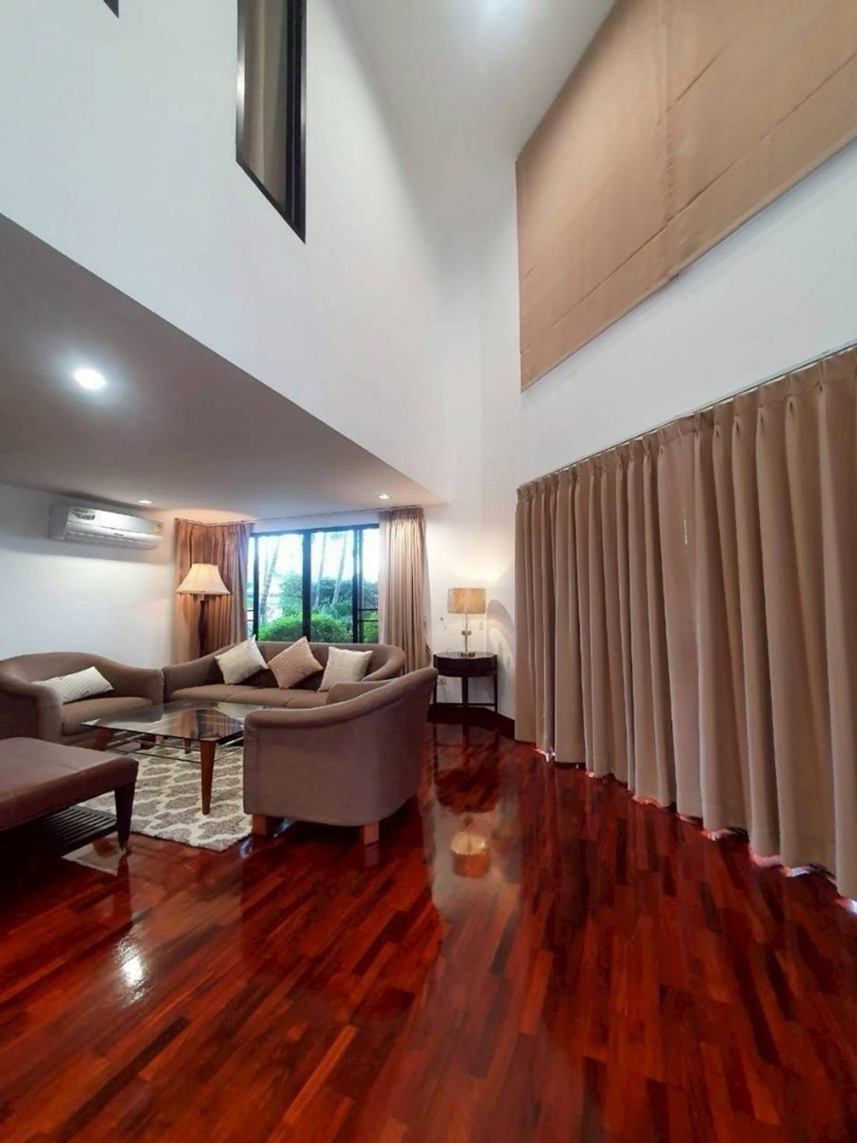 ให้เช่าบ้านมีนบุรี-ร่มเกล้า : (หมู่บ้าน เอ็กซ์คลูซีฟ 39)
รามคำแหง108