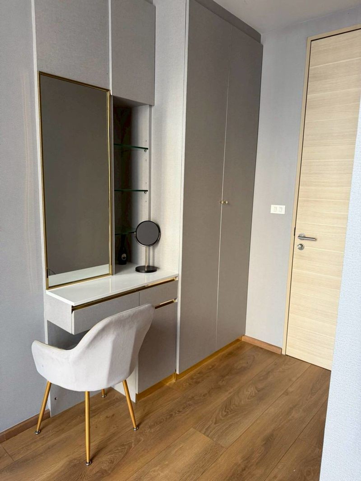 For RentCondoSukhumvit, Asoke, Thonglor : Condo for rent: Park24 (Park 24) ((BTS Phrom Phong Phrom Phong)) MK-02 line @livingbkk