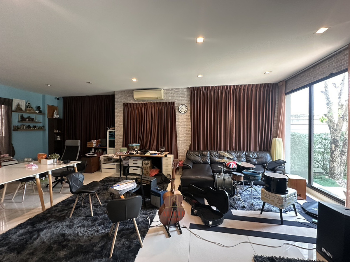 ให้เช่าบ้านรามคำแหง หัวหมาก : RH033626 ให้เช่า บ้านเดี่ยว 3 ชั้น 4 ห้องนอน at Soul Ekamai Ladprao ซอยลาดพร้าว 112 (ซอยรามคำแหง 53)