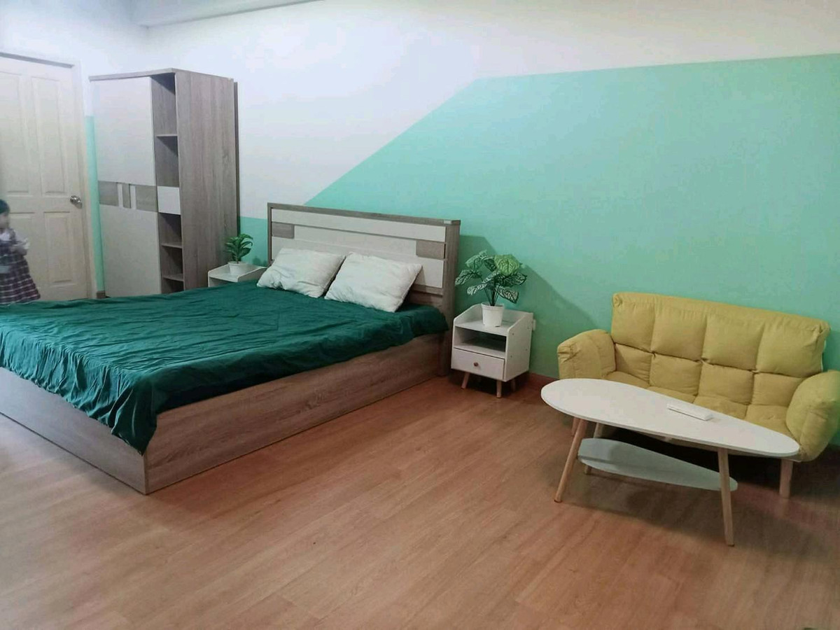 For RentCondoBang kae, Phetkasem : Condo near BTS BangWa Interchange MRT, in front of the road, convenient travel, make an appointment to view the room.