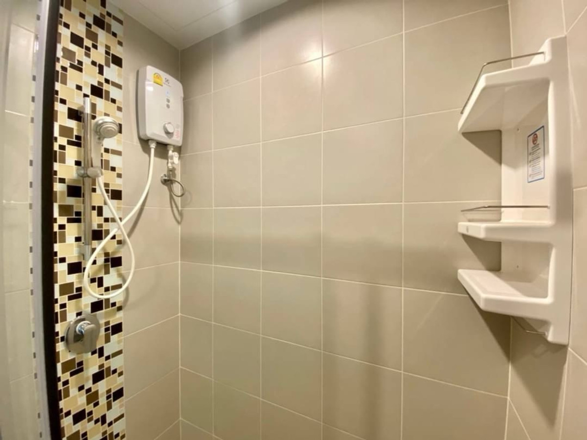 For RentCondoRama9, Petchburi, RCA : Condo for rent, Supalai Veranda Rama 9, Building A, 18th floor, Room 367, size 39 sq m.
Premium grade furniture, complete, ready to move in 
Rent 17,500 baht/month. If interested, contact 0917519869.
line: pengiphone