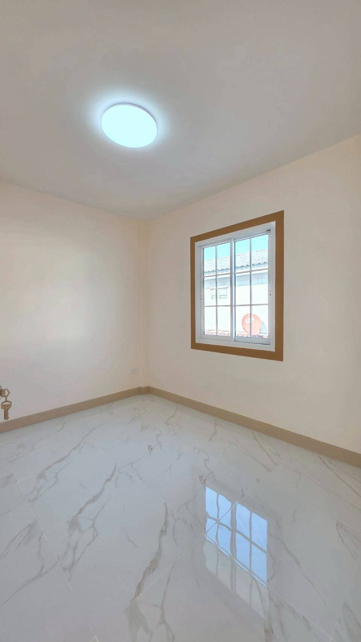 ขายทาวน์โฮมนนทบุรี บางใหญ่ บางบัวทอง : ขายทาวน์เฮาส์บัวทองธานีพาร์ควิลล์ 1 บางบัวทอง 21 ตร.ว. 4 นอน แต่งใหม่ฟรีเฟอร์ฯ Index ฟรีโอน