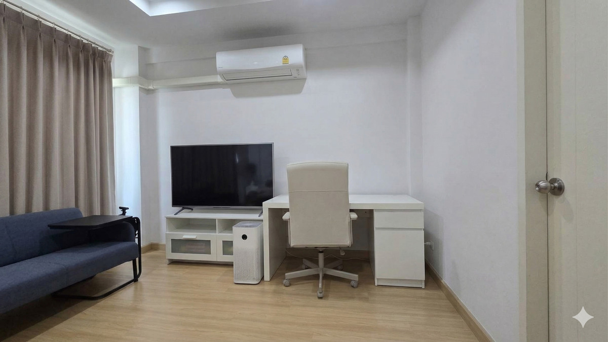 For SaleTownhomeSamut Prakan,Samrong : 2-story townhome for sale, corner unit | Lower than actual cost. Hurry before it sells out! Supalai Ville Bangna-Wongwaen Project (Supalai Ville Bangna-Wongwaen), Bang Phli, Samut Prakan. Corner house + area next to the house. Get the feel of a single hou