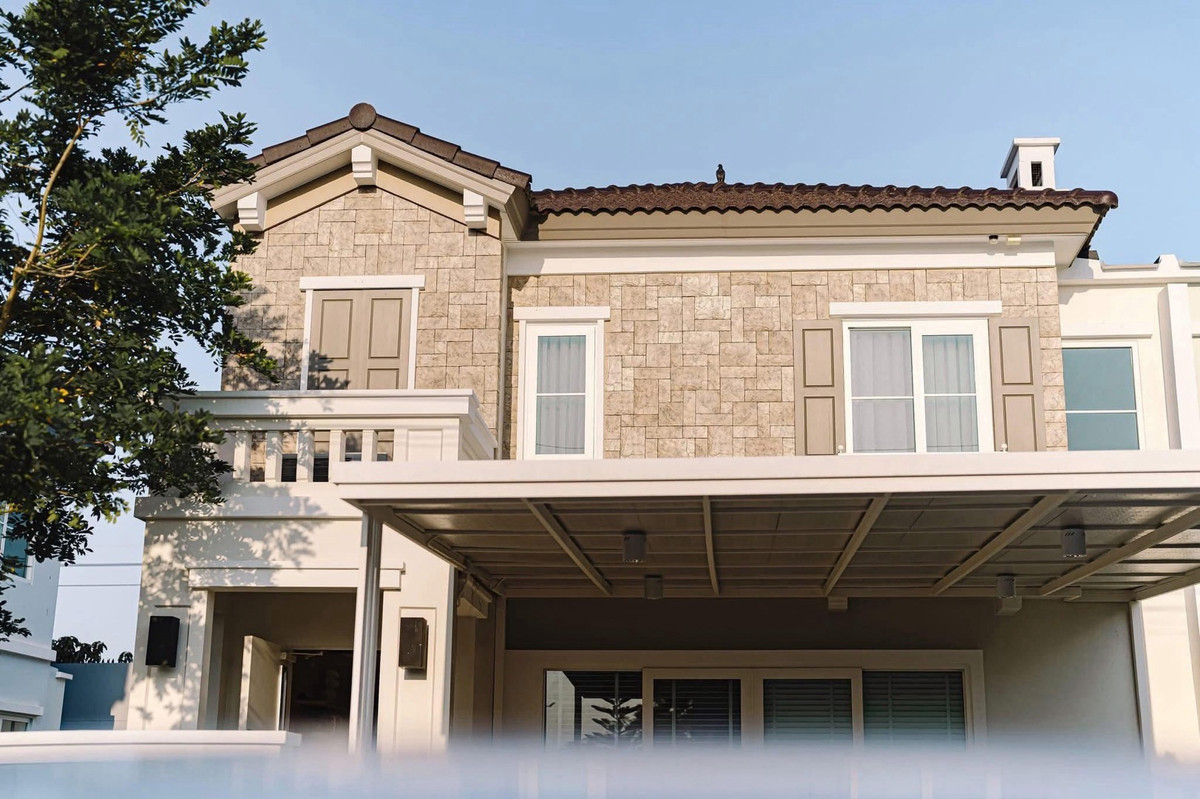 ให้เช่านนทบุรี บางใหญ่ บางบัวทอง : ให้เช่าบ้านแฝด 2 ชั้น หมู่บ้าน อัญญา เวสต์เกต บ้านพร้อมอยู่ เลี้ยงสัตว์ได้ ในซอยวัดลาดปลาดุก