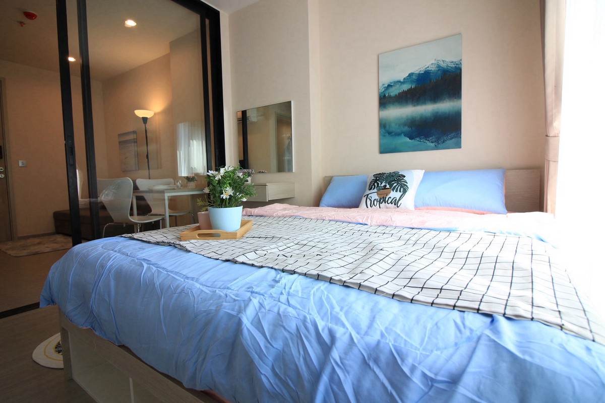 For RentCondoSamut Prakan,Samrong : 🔥For rent Aspire Erawan, next to BTS, fully furnished, ready to move in, 25th floor, pets not allowed.