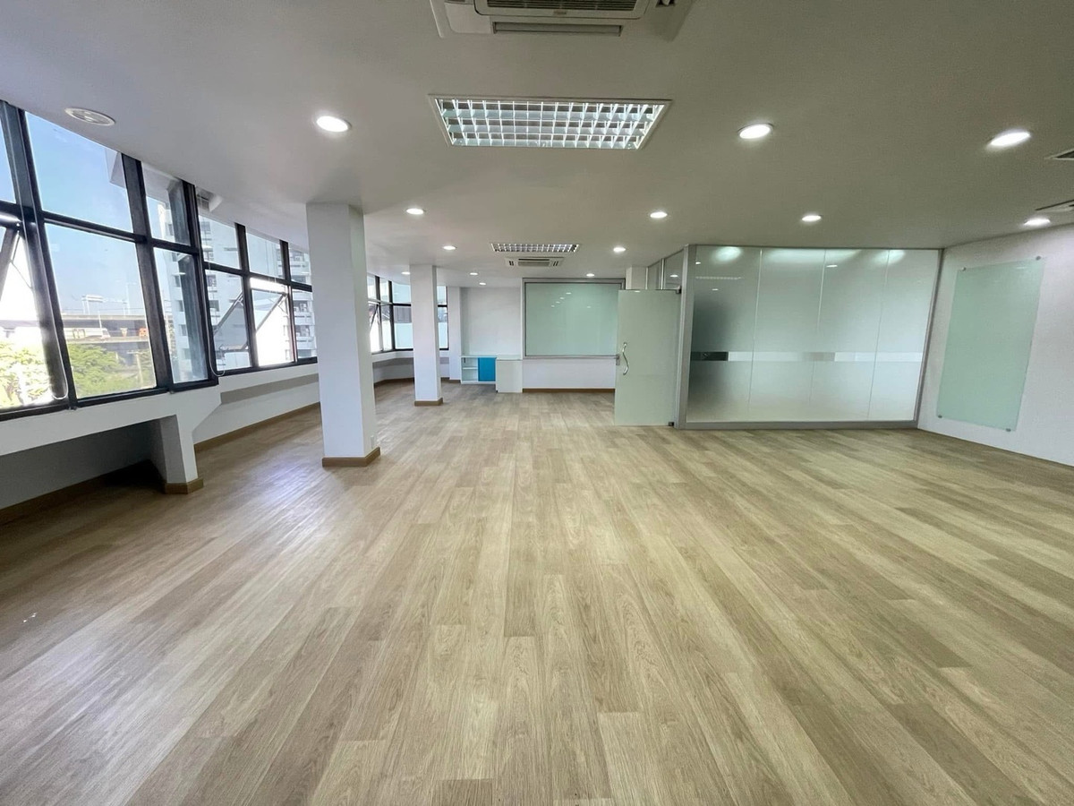 For SaleOfficeBangna, Bearing, Lasalle : Office Building for Rent on Bangna-Trad Road – Ready to Move In 