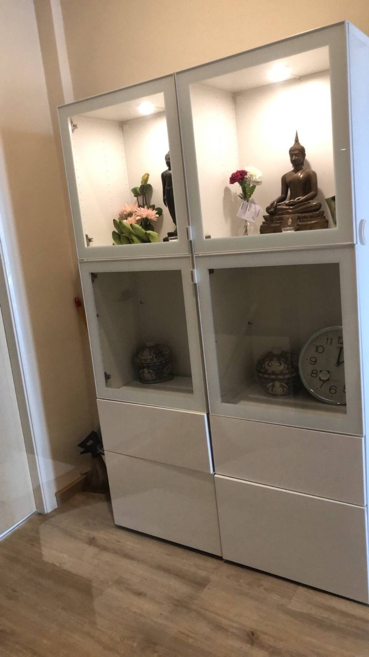 For RentShop HouseWongwianyai, Charoennakor : Commercial building for rent near BTS Krung Thonburi, only 3 minutes.