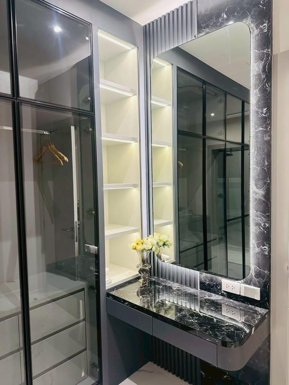 For RentPattaya, Bangsaen, Chonburi : Luxurious pool villa house for rent Near Jomtien Beach, Pattaya