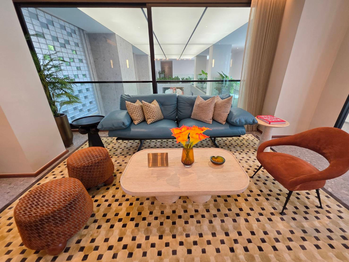 For SaleCondoSukhumvit, Asoke, Thonglor : Via 34 (Sukhumvit 34): 3bed 3bath 150.5sqm. from 41,000,000 million Am: 0656199198