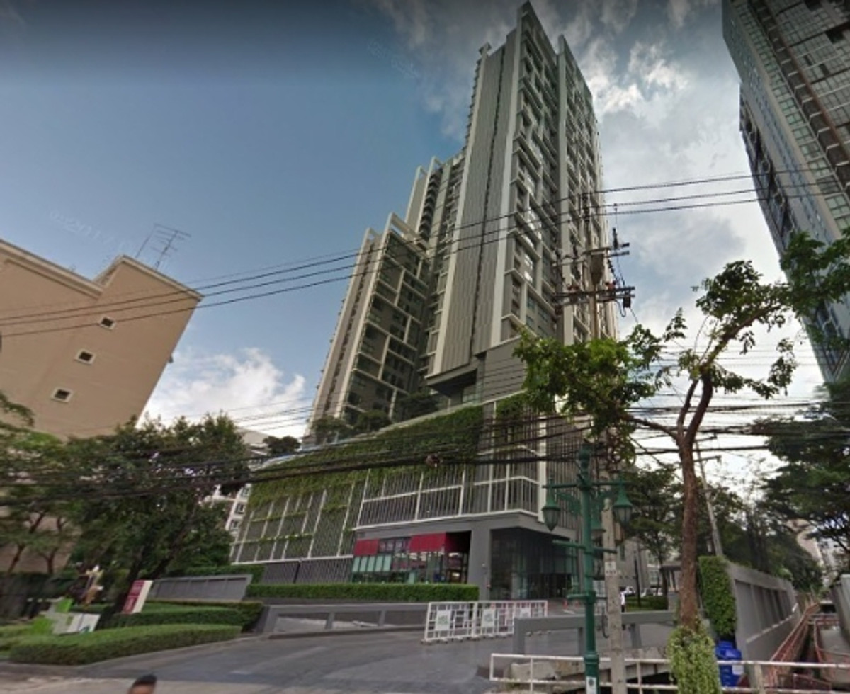 For RentCondoWongwianyai, Charoennakor : ✨ Live a Smart Life in the heart of Thonburi, Ideo Mobi Sathorn, fully functional room, premium specs, with MaxValu 24 hours under the building 🎉