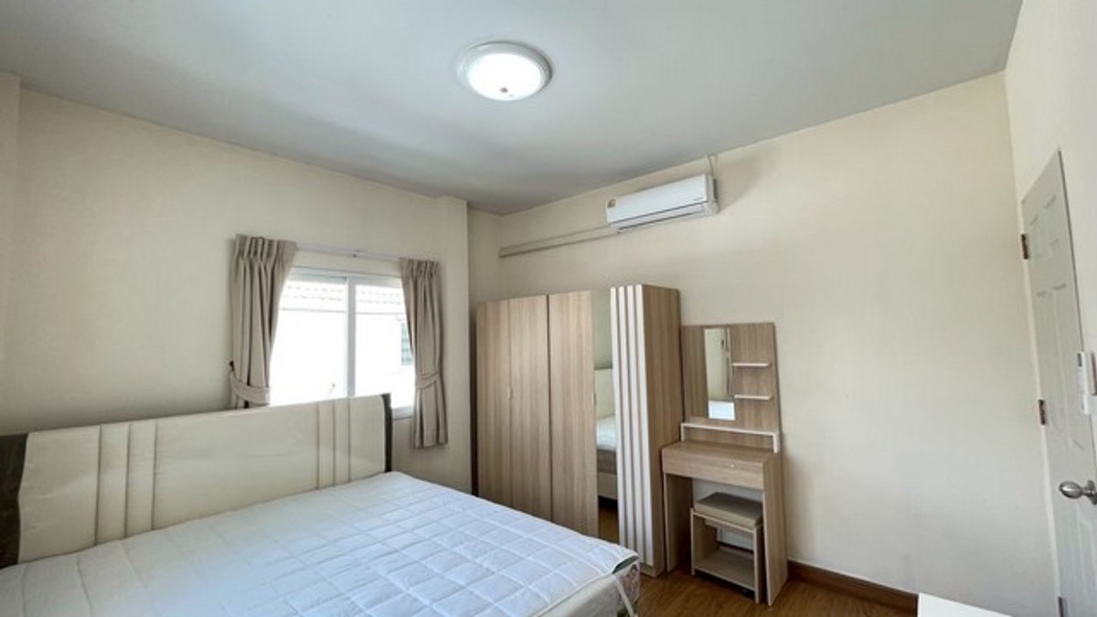 ให้เช่าบ้านเลียบทางด่วนรามอินทรา : HR3366ขายและให้เช่าบ้านเดี่ยว โครงการบ้านสวนราชา รามอินทรา ใกล้รถไฟฟ้าสายสีชมพู บรรยากาศเงียบสงบ เป็นส่วนตัวสุดๆ