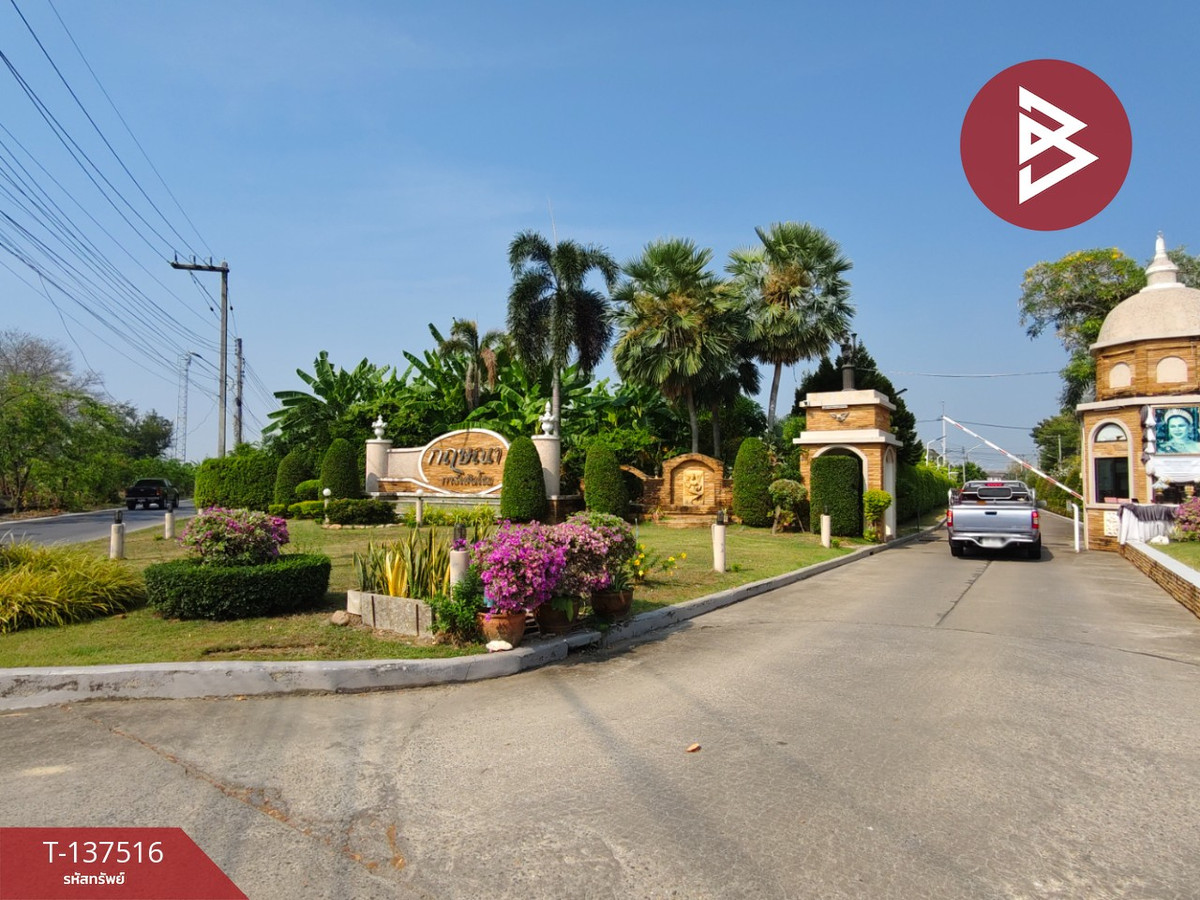 For SaleHouseNakhon Pathom : Semi-detached house for sale, Krisana Gardenhome Village, Phutthamonthon Sai 5 (Krisana Gardenhome), Sam Phran, Nakhon Pathom.