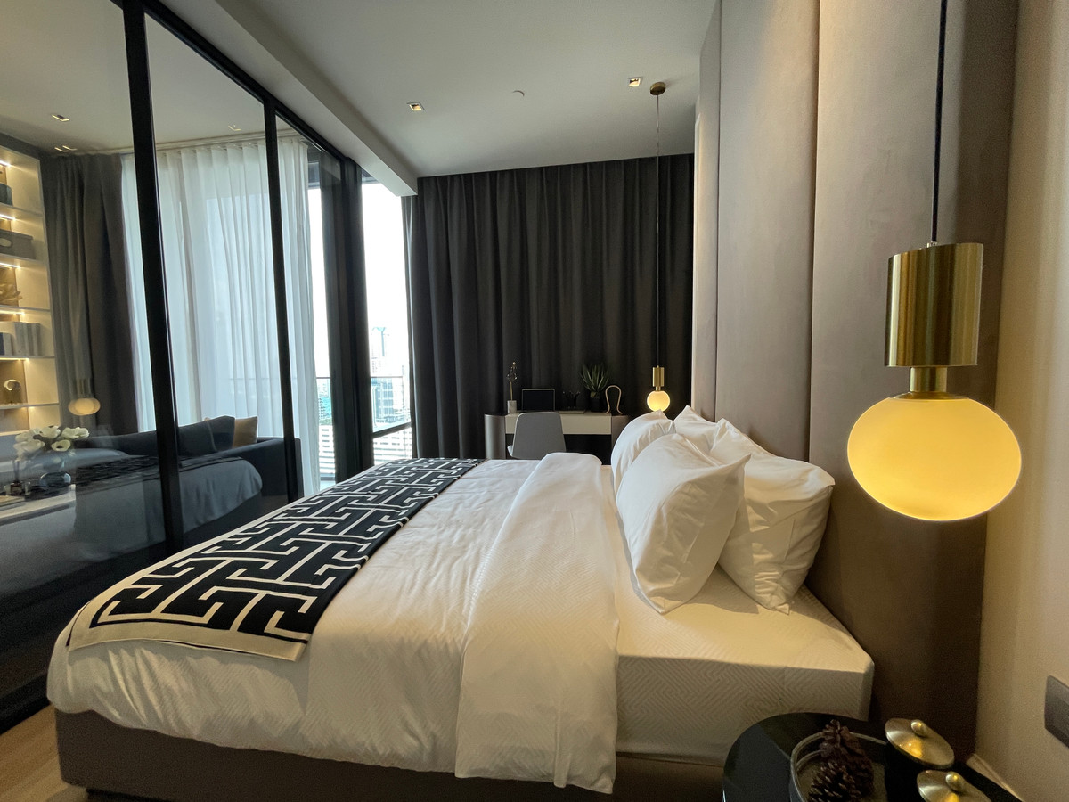 For SaleCondoSilom, Saladaeng, Bangrak : For sale✨ ASHTON SILOM: The Ultimate Legacy on Silom Road – 1BR XL (50.33 sq.m.) Condo that is more than just a residence, but is the 